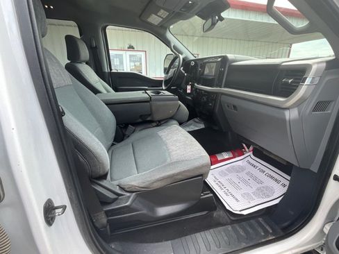 Used 2023 Ford F250 XLT AWD/4WD image 10