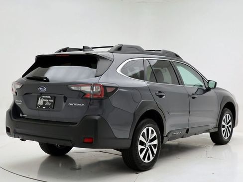 Used 2024 Subaru Outback Premium AWD/4WD image 8