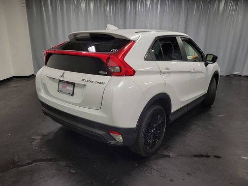 Used 2020 Mitsubishi Eclipse Cross LE image 9