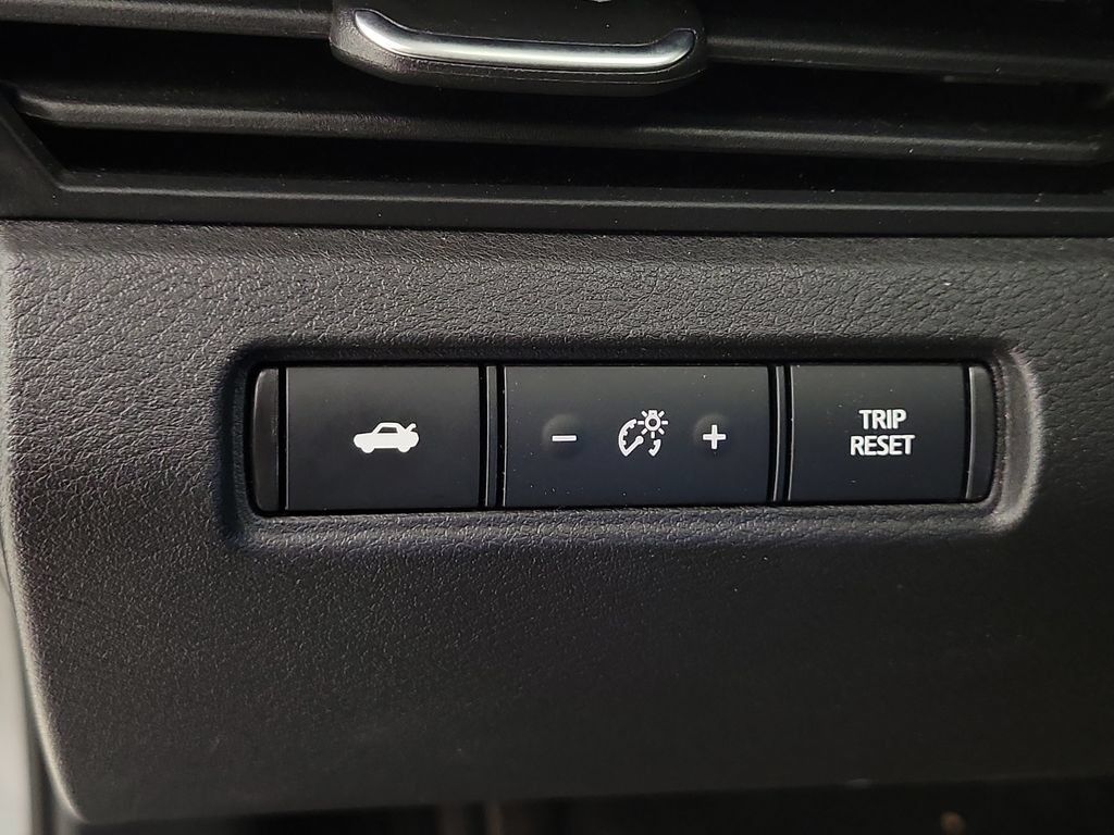 Used 2024 Nissan Altima 2.5 S FWD image 11