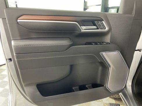 New 2026 GMC Sierra 2500 Denali w/ Denali Reserve Package AWD/4WD image 13