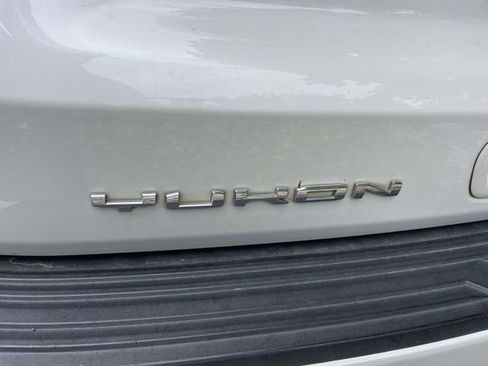 Used 2021 GMC Yukon AT4 w/ AT4 Premium Plus Package AWD/4WD image 6
