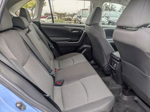 Used 2023 Toyota RAV4 AWD Hybrid image 30