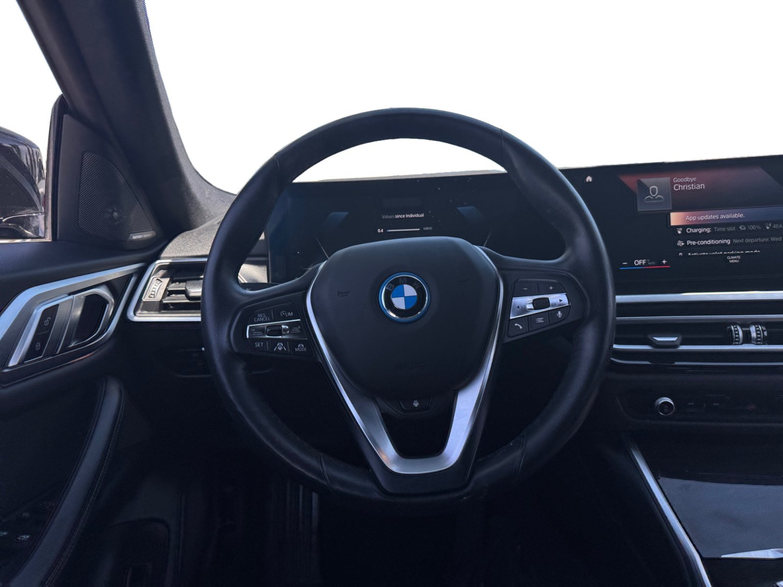 Used 2023 BMW i4 eDrive35 RWD image 12
