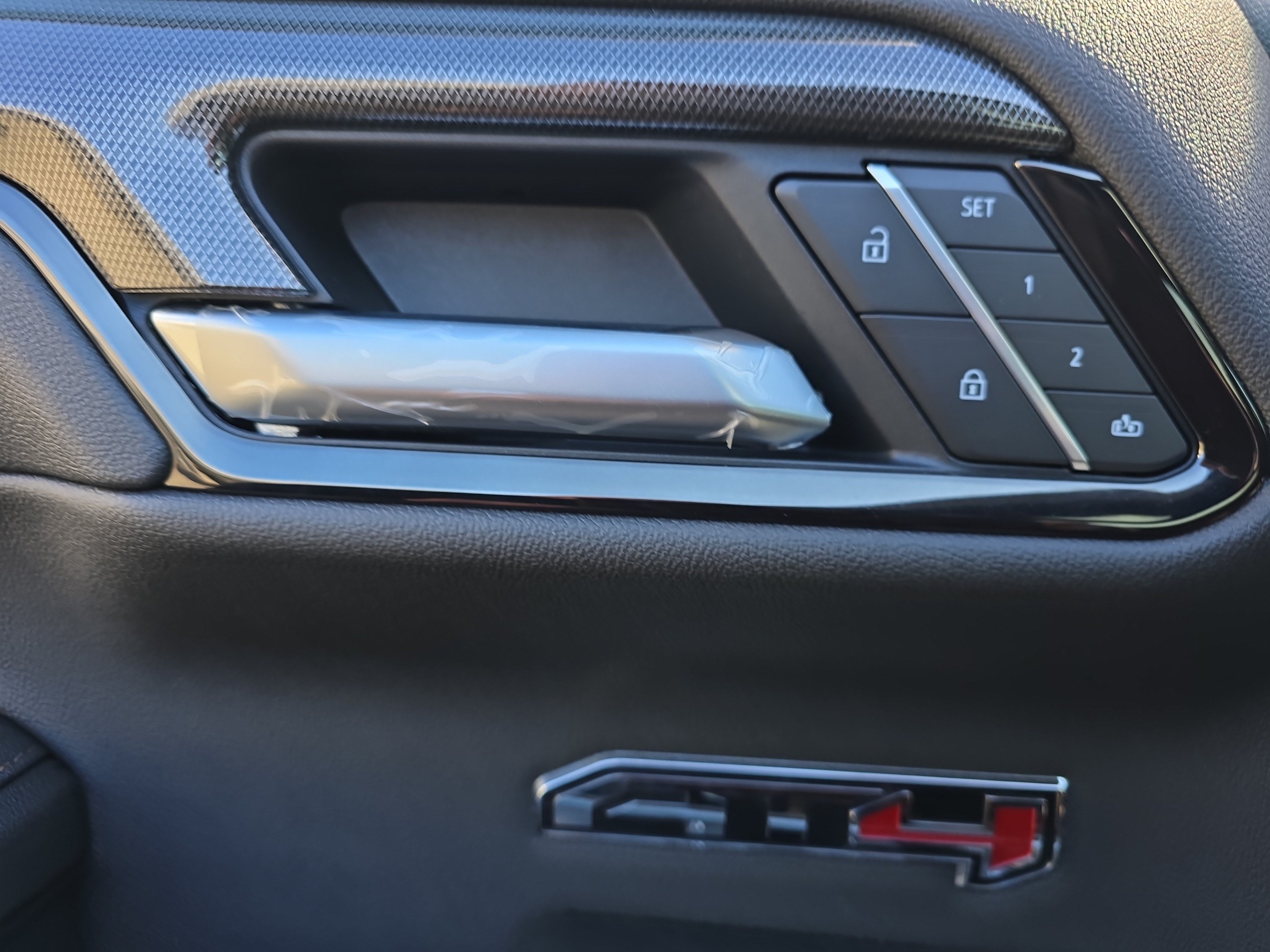 New 2026 GMC Sierra 1500 AT4 w/ AT4 Premium Package AWD/4WD image 22