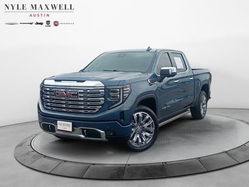 Used 2024 GMC Sierra 1500 Denali w/ Denali Reserve Package AWD/4WD image 1