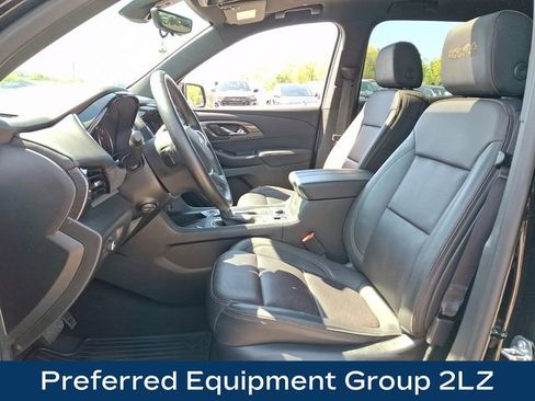 Used 2023 Chevrolet Traverse High Country AWD/4WD image 2