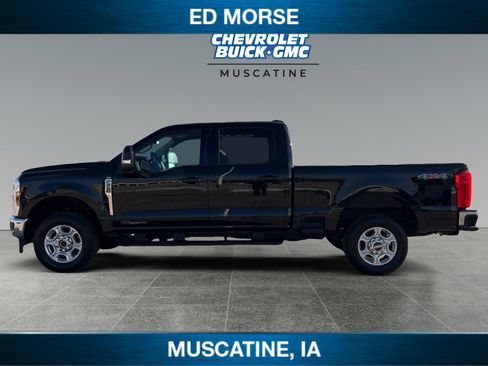 Used 2025 Ford F250 XLT image 2