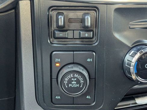 New 2025 Ford F150 Lariat w/ Equipment Group 502A High image 26