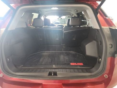 Used 2024 GMC Terrain SLT w/ LPO, Floor Liner Package AWD/4WD image 17