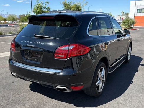 Used 2013 Porsche Cayenne Diesel w/ Convenience Pkg AWD/4WD image 5