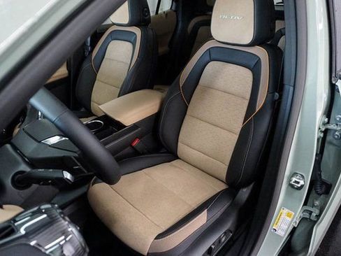 New 2026 Chevrolet Equinox ACTIV w/ Convenience Package III AWD/4WD image 17