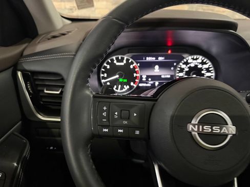 Used 2022 Nissan Rogue SV w/ SV Premium Package AWD/4WD image 14