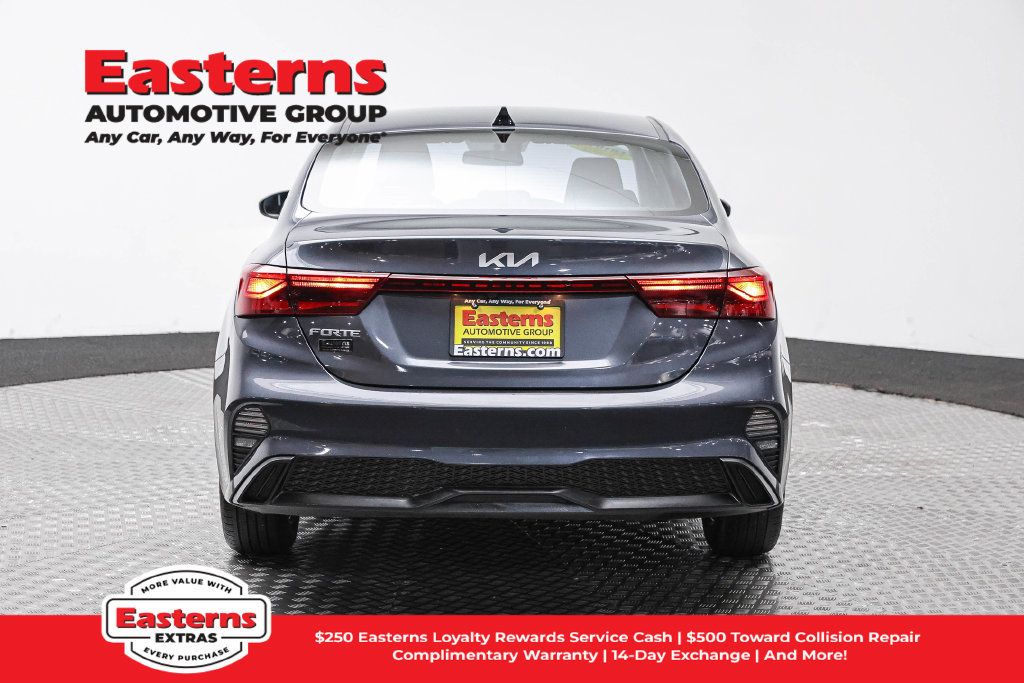 Used 2024 Kia Forte LXS FWD image 7