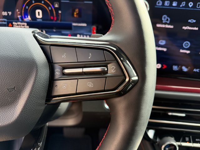 Certified 2026 Chevrolet Traverse RS AWD/4WD image 19