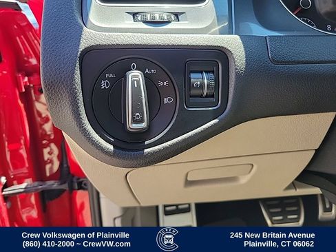 Used 2017 Volkswagen Golf Alltrack SE AWD/4WD image 41