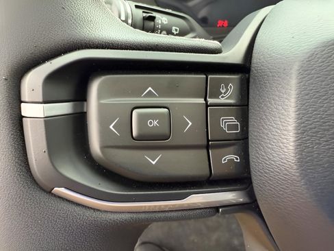 New 2026 Jeep Cherokee Overland w/ Trailer Tow Group image 21