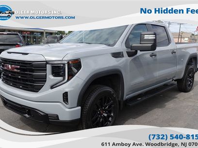 Used 2024 GMC Sierra 1500 Pro w/ Graphite Edition