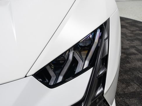 Used 2024 Lamborghini Huracan Tecnica RWD image 18
