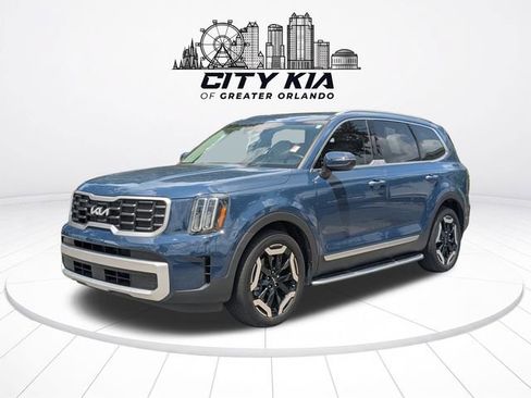 Certified 2024 Kia Telluride S w/ S Sunroof Package FWD image 2