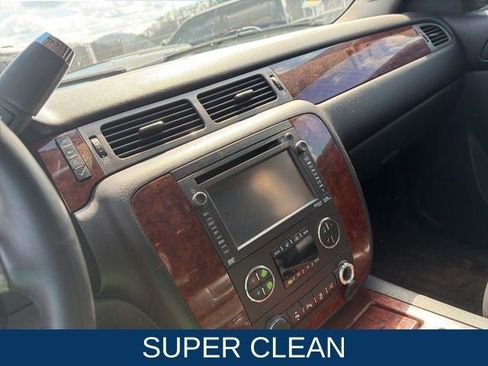 Used 2012 Chevrolet Suburban LTZ image 13