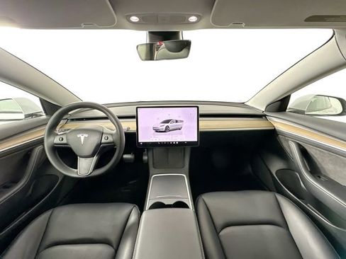 Used 2023 Tesla Model 3 Standard Range RWD image 3