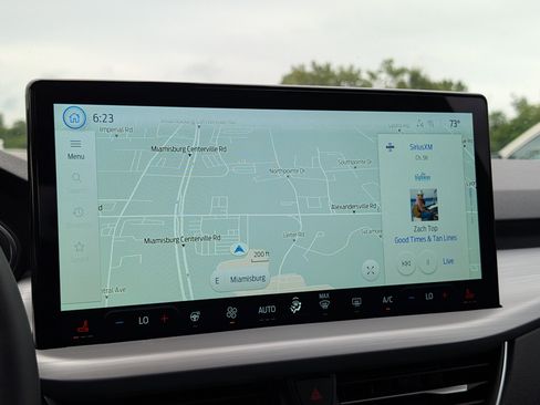 New 2025 Ford Escape SE w/ PHEV Premium Package image 24