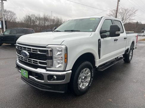 Used 2024 Ford F250 XLT image 10