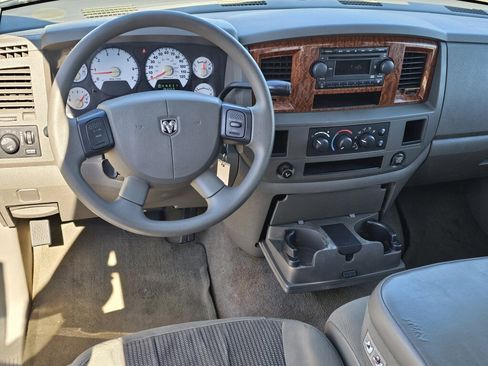Used 2006 Dodge Ram 1500 Truck SLT image 35