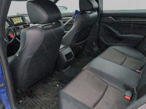 Used 2019 Honda Accord Sport image 10