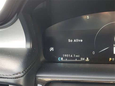 Certified 2022 Lincoln Nautilus AWD w/ Premium Package image 19