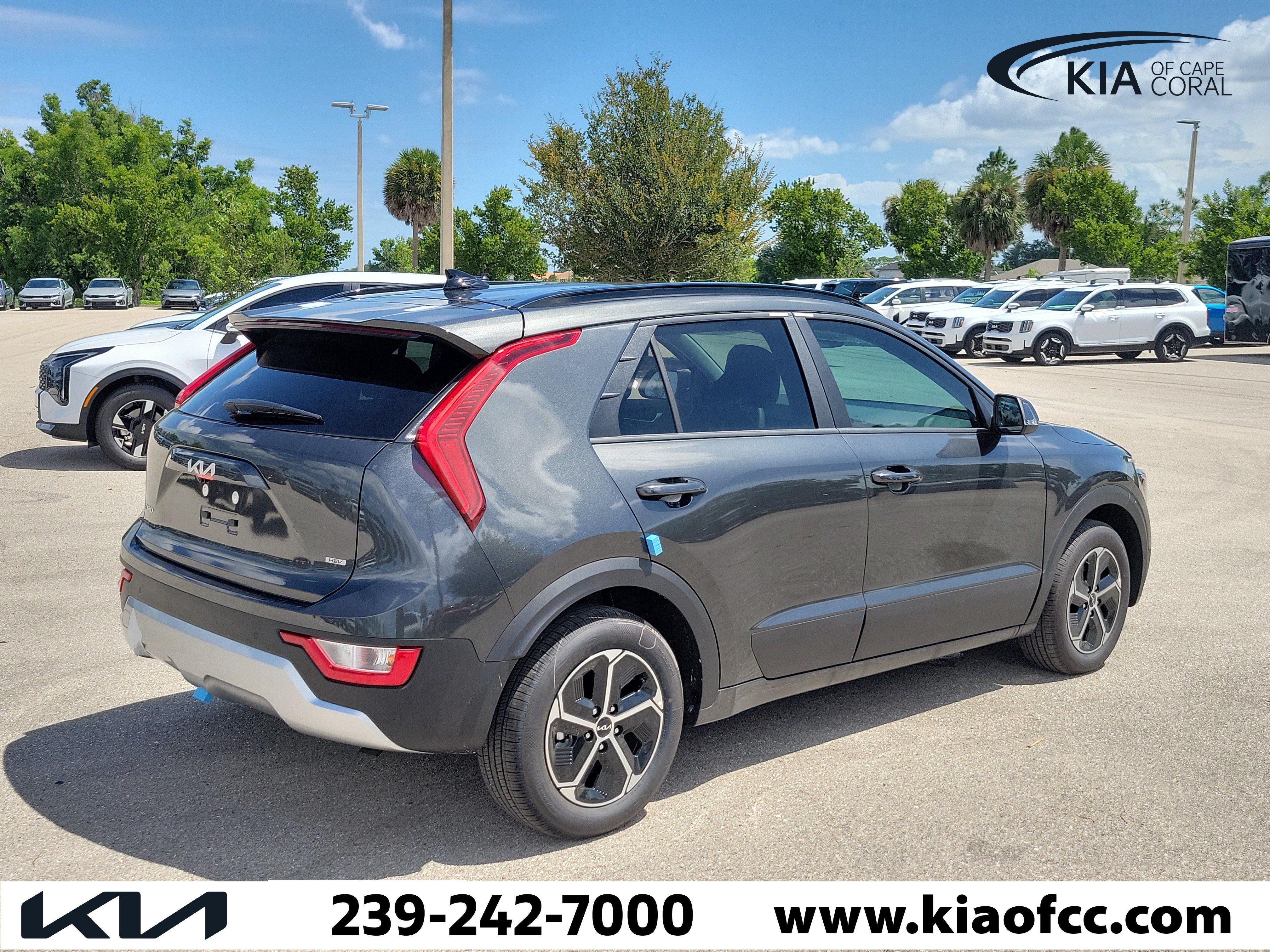 New 2026 Kia Niro EX FWD image 6