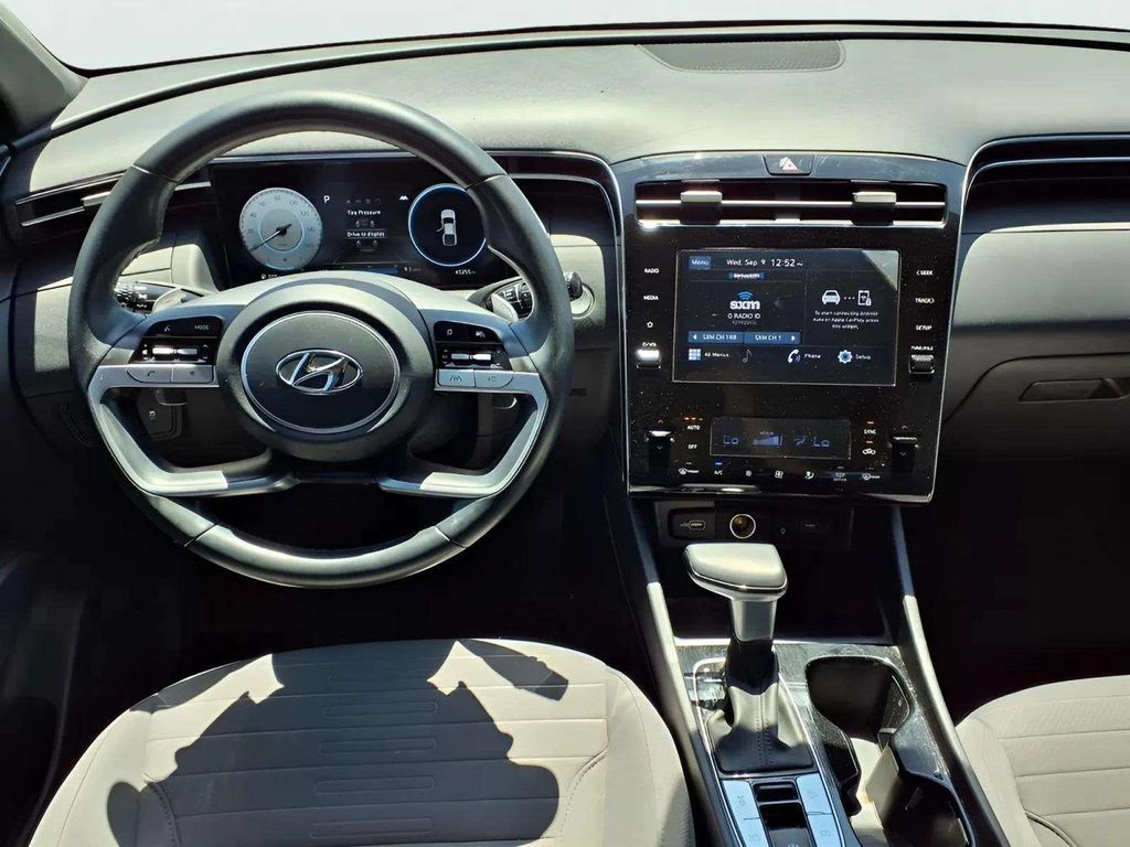 Used 2022 Hyundai Santa Cruz SEL Premium AWD/4WD image 11