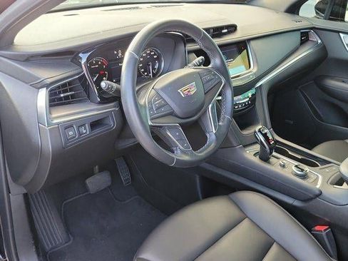 Certified 2023 Cadillac XT5 Luxury FWD image 10