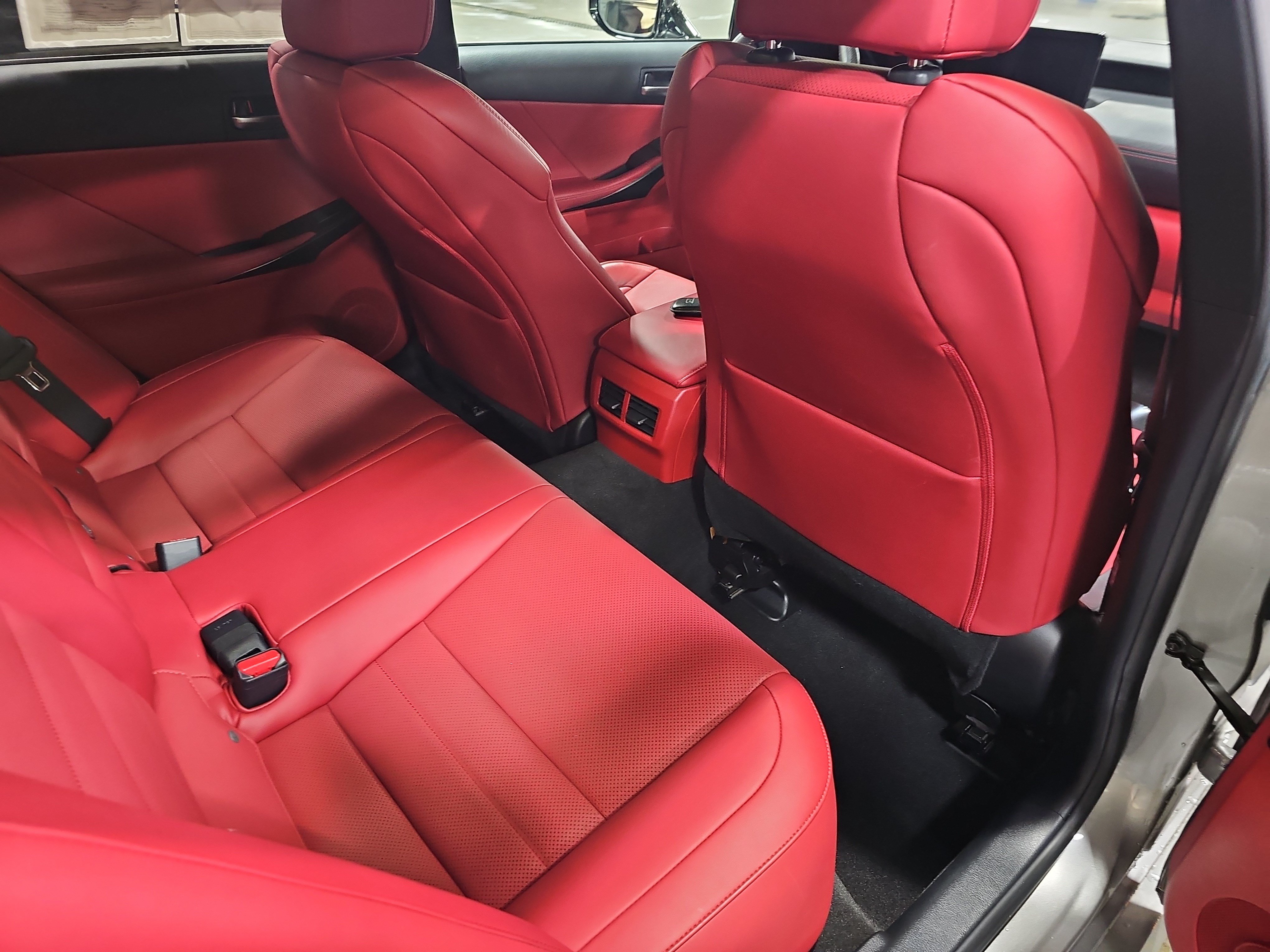 Used 2023 Lexus IS 350 F Sport RWD image 11