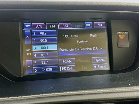 Used 2014 Lexus ES 300h w/ Luxury Package w/Bamboo Trim FWD image 15