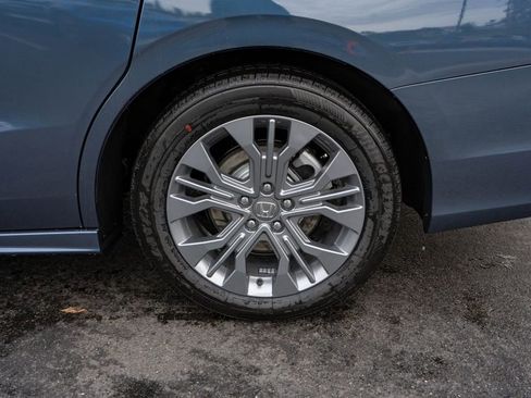 New 2026 Honda Odyssey Touring image 10