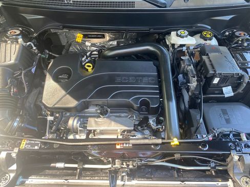 Used 2023 Chevrolet Equinox RS image 23