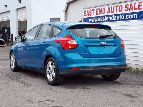Used 2014 Ford Focus SE w/ SE Winter Package image 3