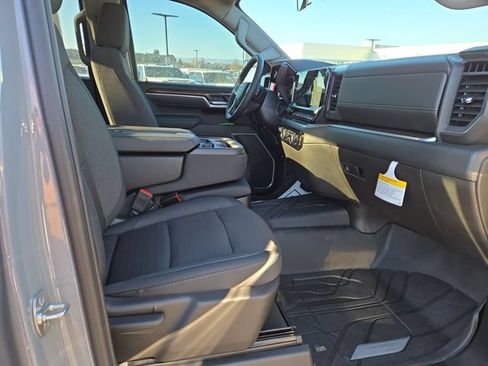 New 2025 Chevrolet Silverado 1500 RST AWD/4WD image 34