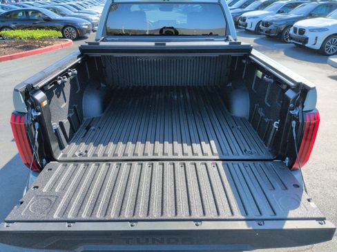 Used 2025 Toyota Tundra Limited w/ TRD Off-Road Package AWD/4WD image 31