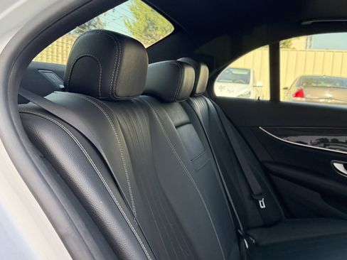 Used 2017 Mercedes-Benz E 300 4MATIC image 32