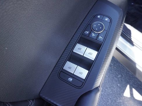 Used 2024 Mitsubishi Outlander SEL FWD image 15