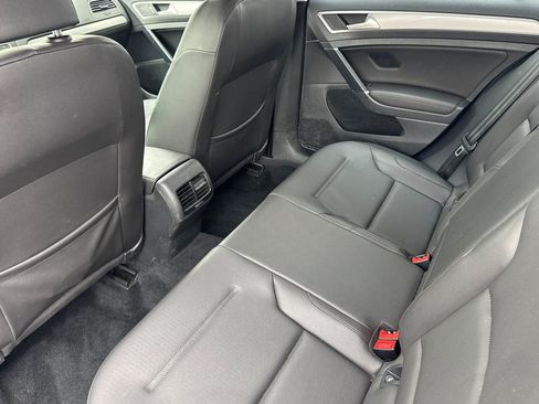Used 2015 Volkswagen e-Golf SEL Premium FWD image 27
