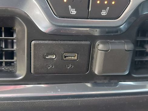 Used 2019 GMC Sierra 1500 AT4 w/ AT4 Premium Package AWD/4WD image 24