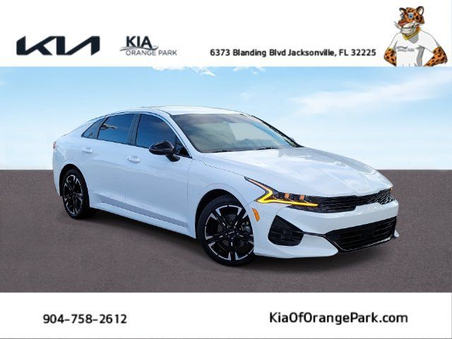 Used 2024 Kia K5 GT-Line w/ GT-Line Premium Package FWD image 1