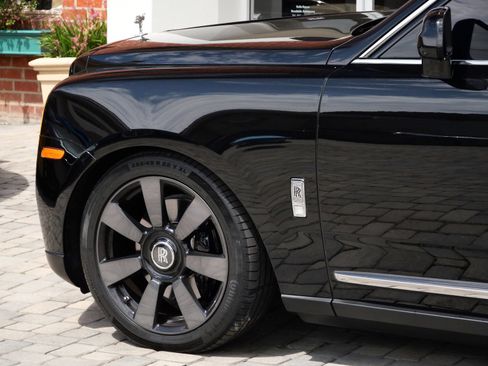 Used 2021 Rolls-Royce Cullinan AWD/4WD image 22