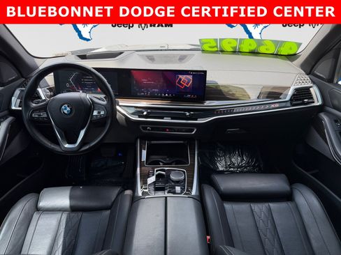 Used 2025 BMW X5 xDrive50e AWD/4WD image 12