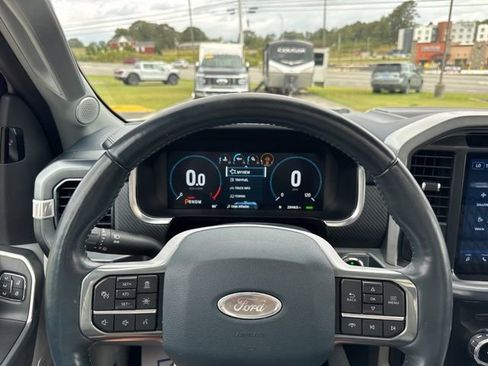 Used 2022 Ford F150 Limited image 20