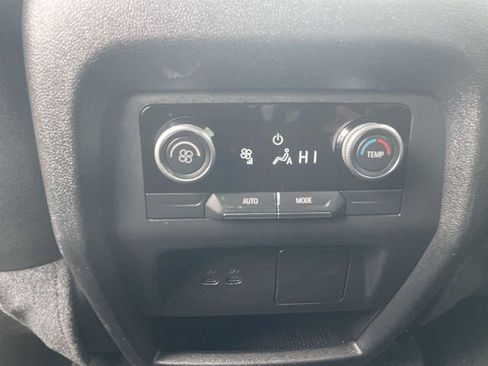 Certified 2025 Buick Enclave Sport Touring FWD image 20